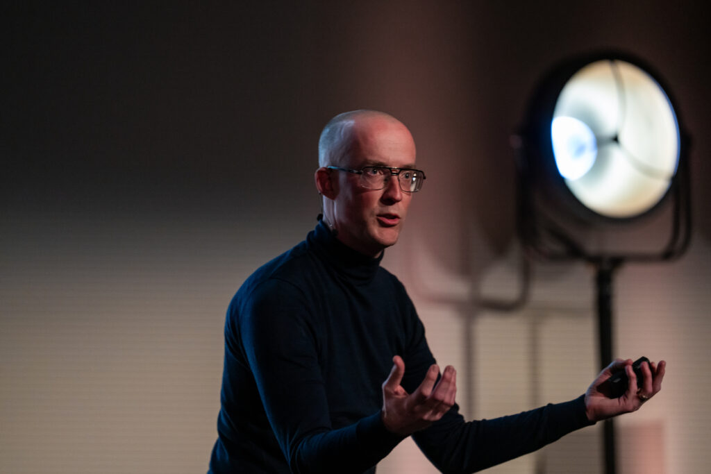 Speakersclub - Try-Out Event Talk like a Pro 2024
© Alyssa van Heyst Photography 2024 / www.alyssavanheyst.nl